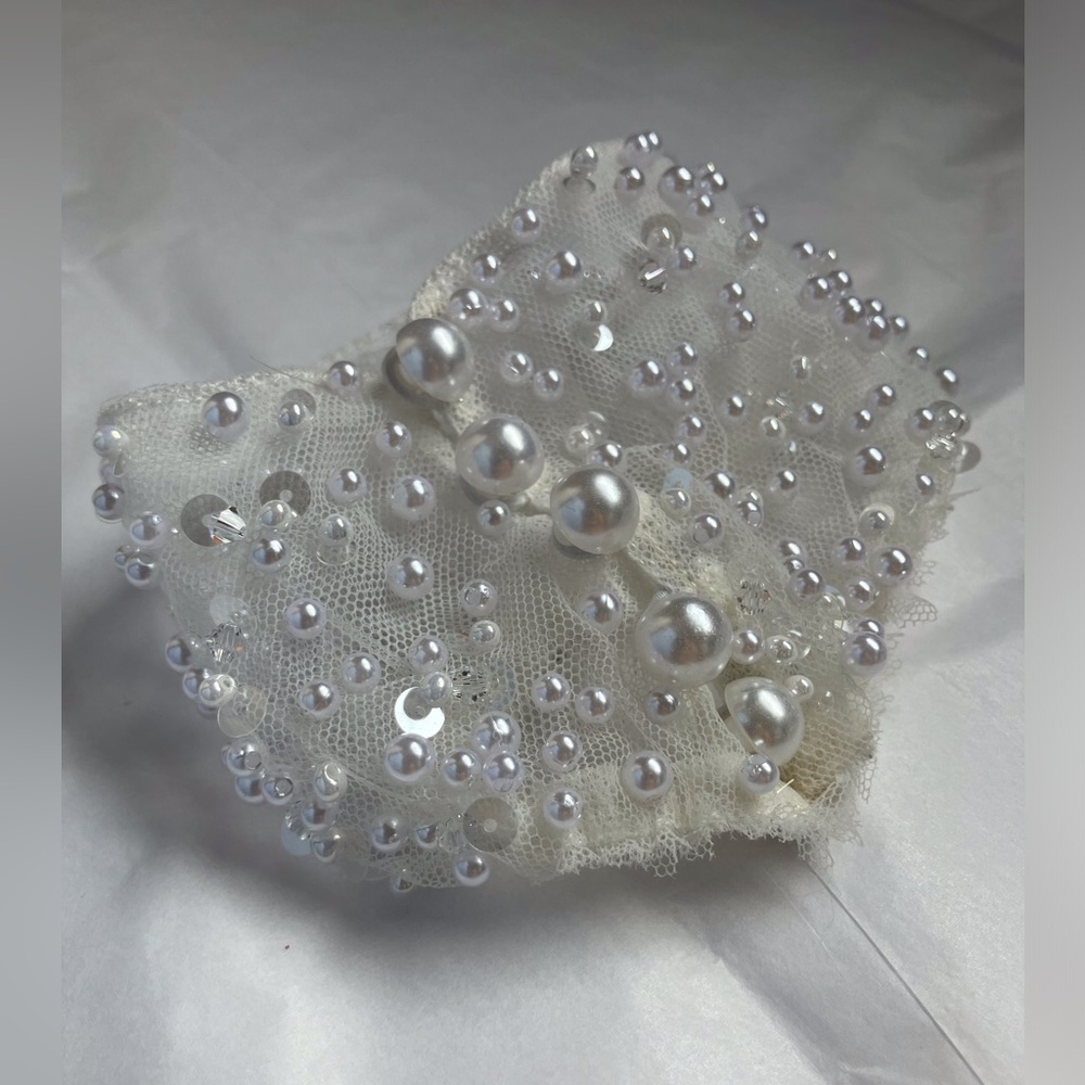 Custom pearl and sequin wedding wristbands adjustable pearl button closu…